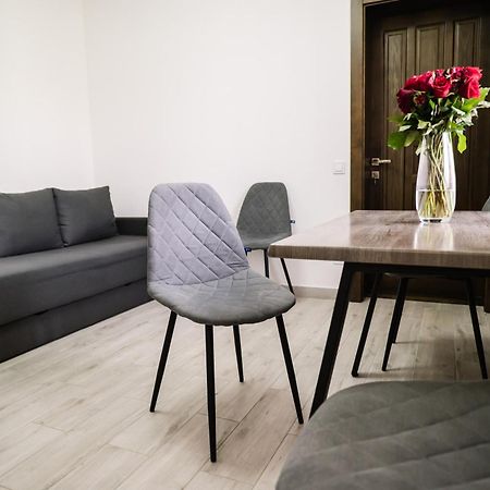Hotel Вікторія Polyana  Esterno foto