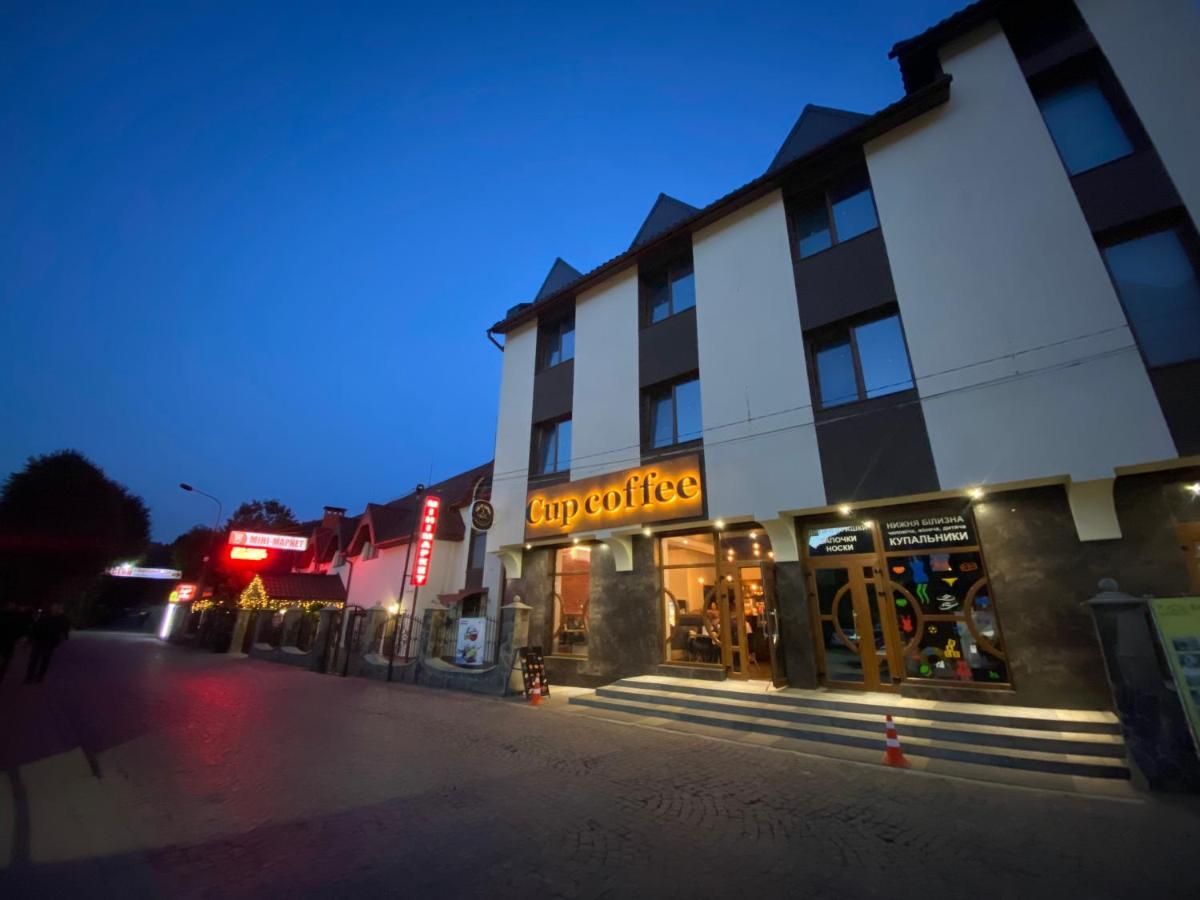 Hotel Вікторія Polyana  Esterno foto