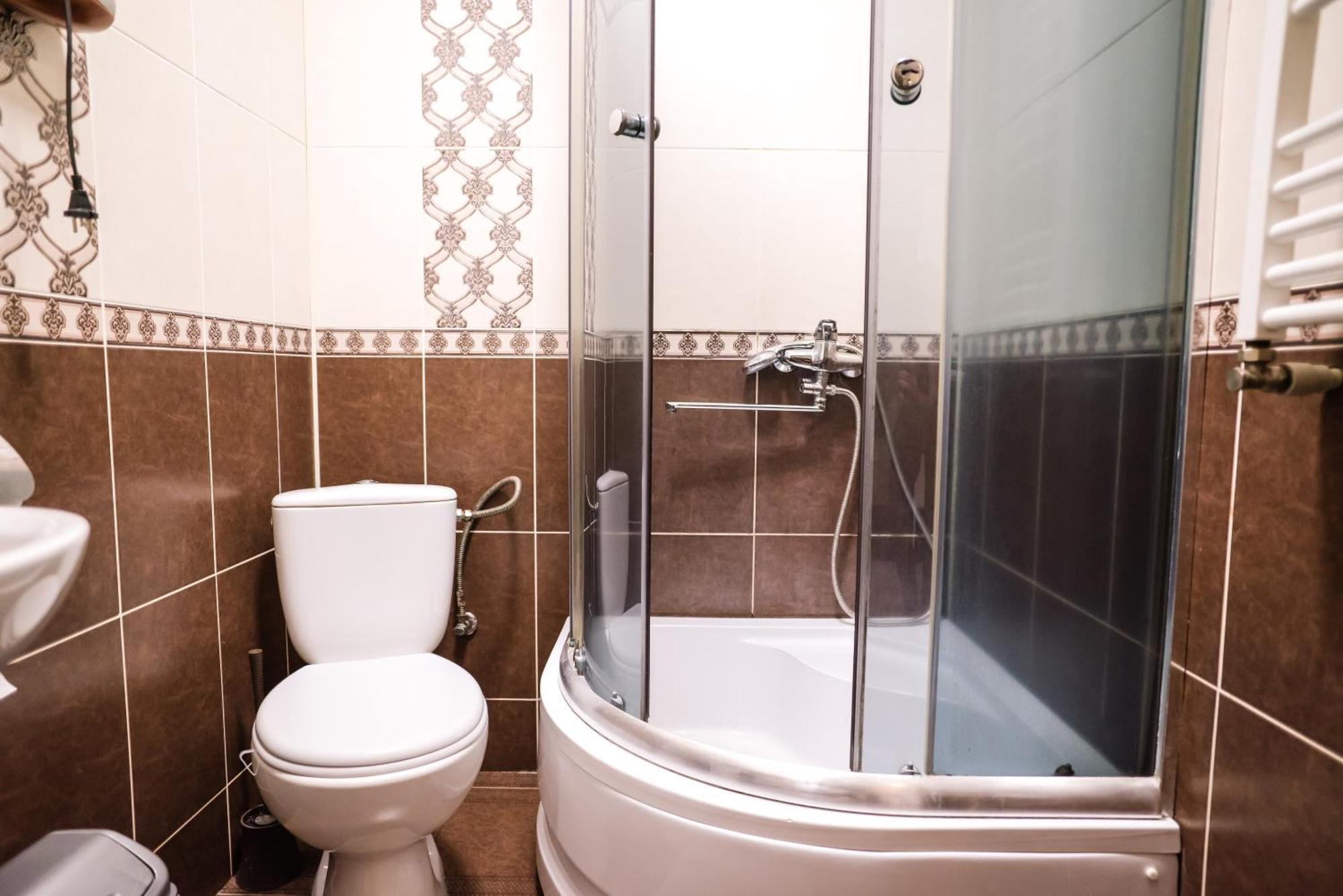 Hotel Вікторія Polyana  Esterno foto