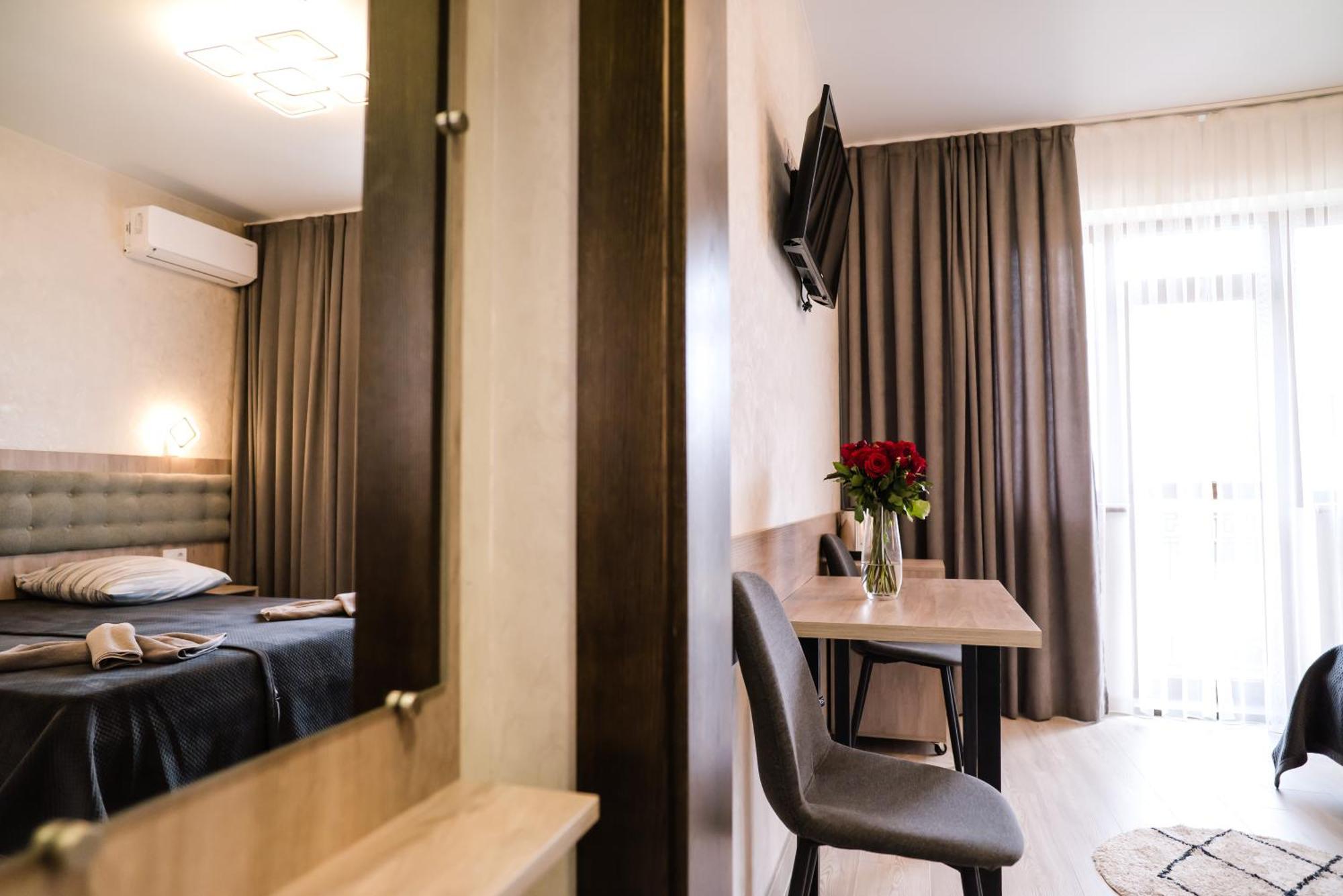 Hotel Вікторія Polyana  Esterno foto